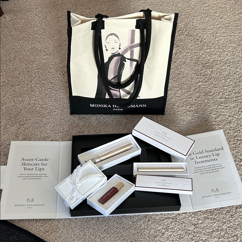 Monika Heiligann Paris Limited edition set